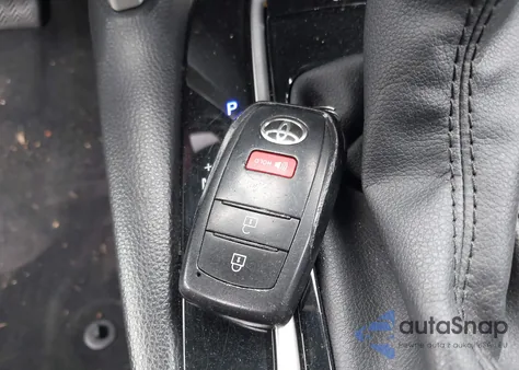 2022 Toyota Corolla Cross Le из США, поврежденный, VIN 7MUCAAAG1NV022708